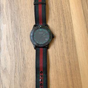Gucci watch with box